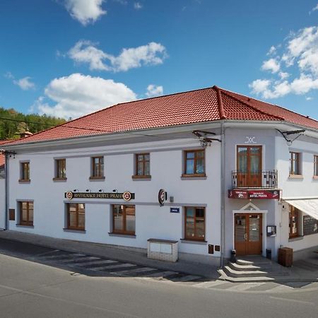 Restaurace Hotel Praha Nizbor Экстерьер фото