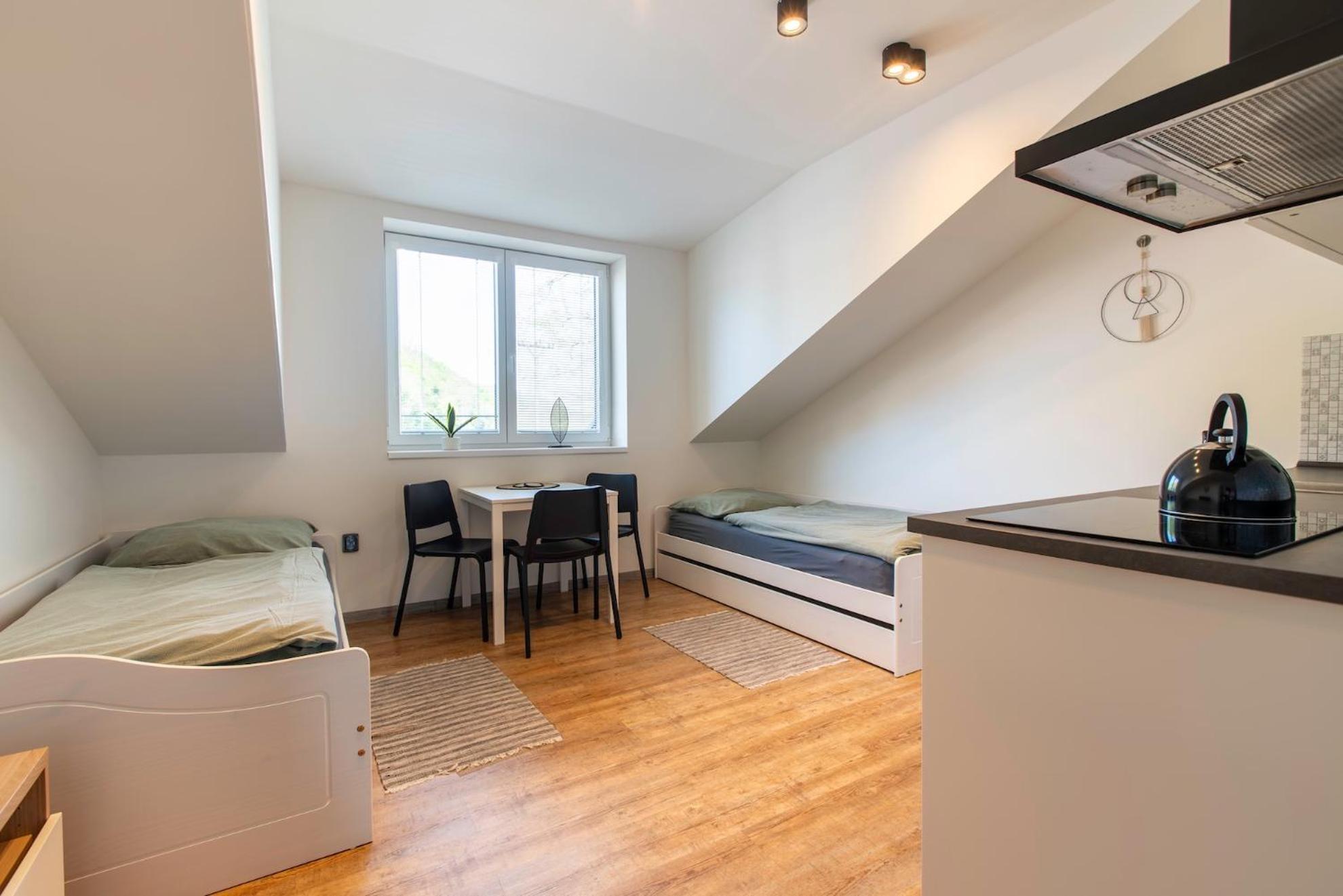 Restaurace Hotel Praha Nizbor Экстерьер фото