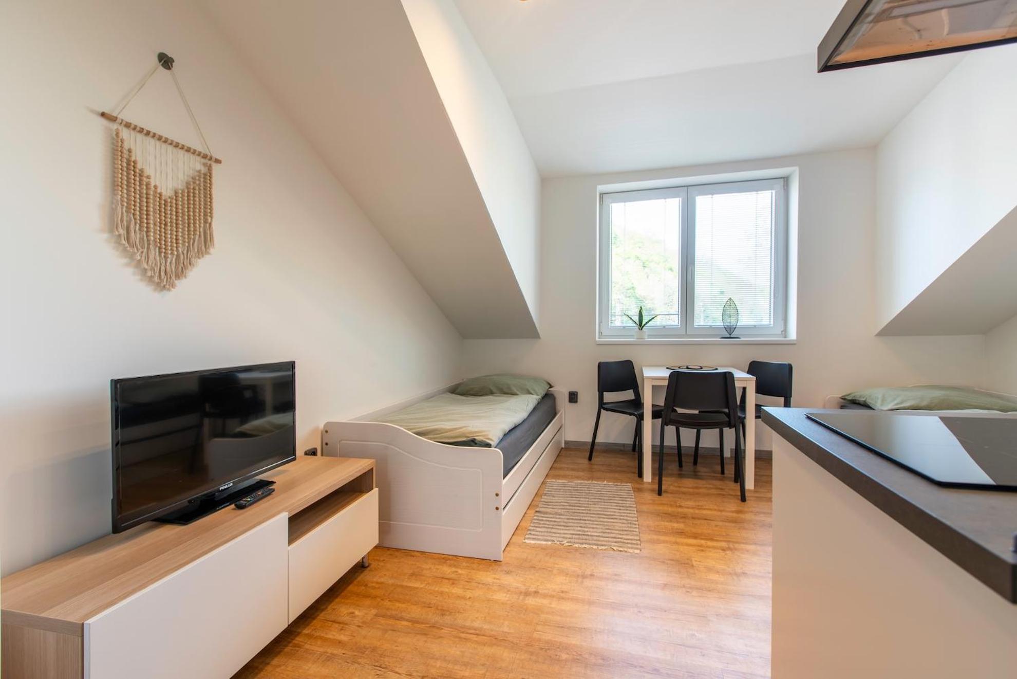 Restaurace Hotel Praha Nizbor Экстерьер фото