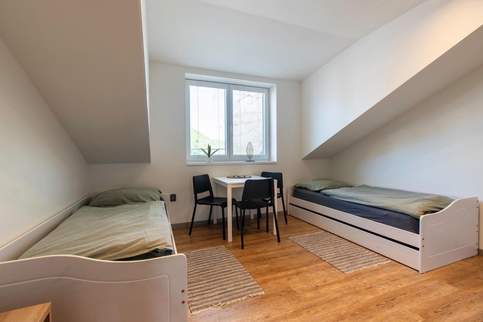 Restaurace Hotel Praha Nizbor Экстерьер фото