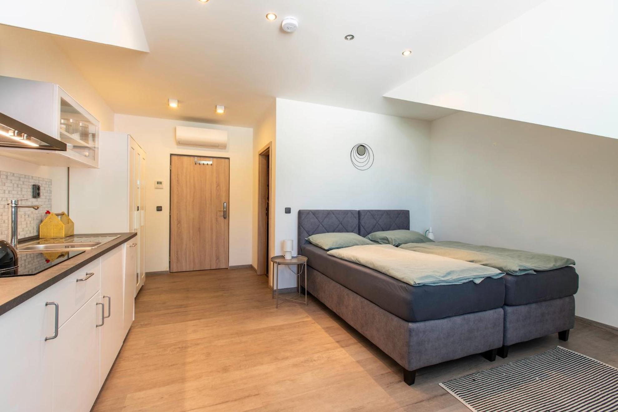 Restaurace Hotel Praha Nizbor Экстерьер фото