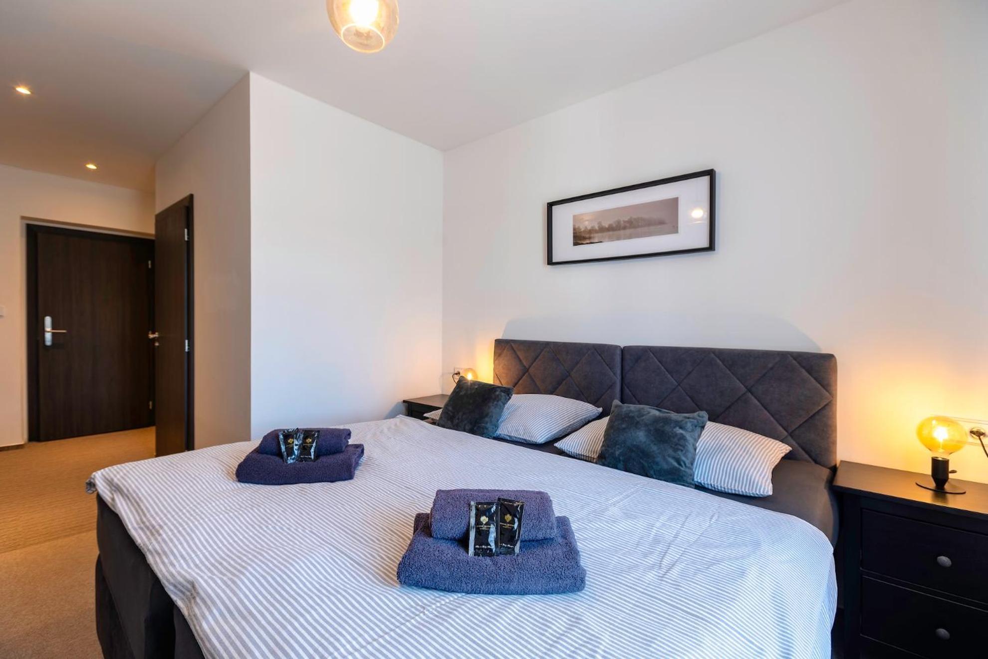 Restaurace Hotel Praha Nizbor Экстерьер фото