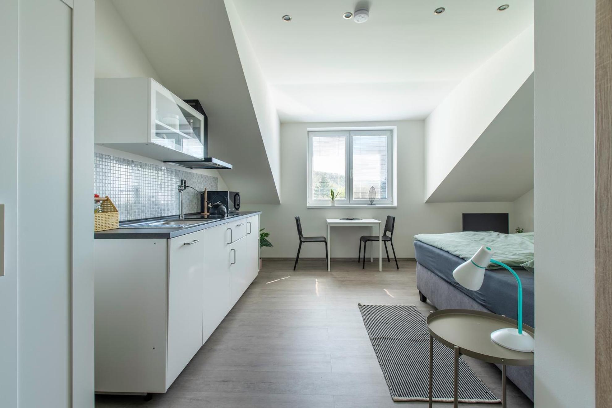 Restaurace Hotel Praha Nizbor Экстерьер фото
