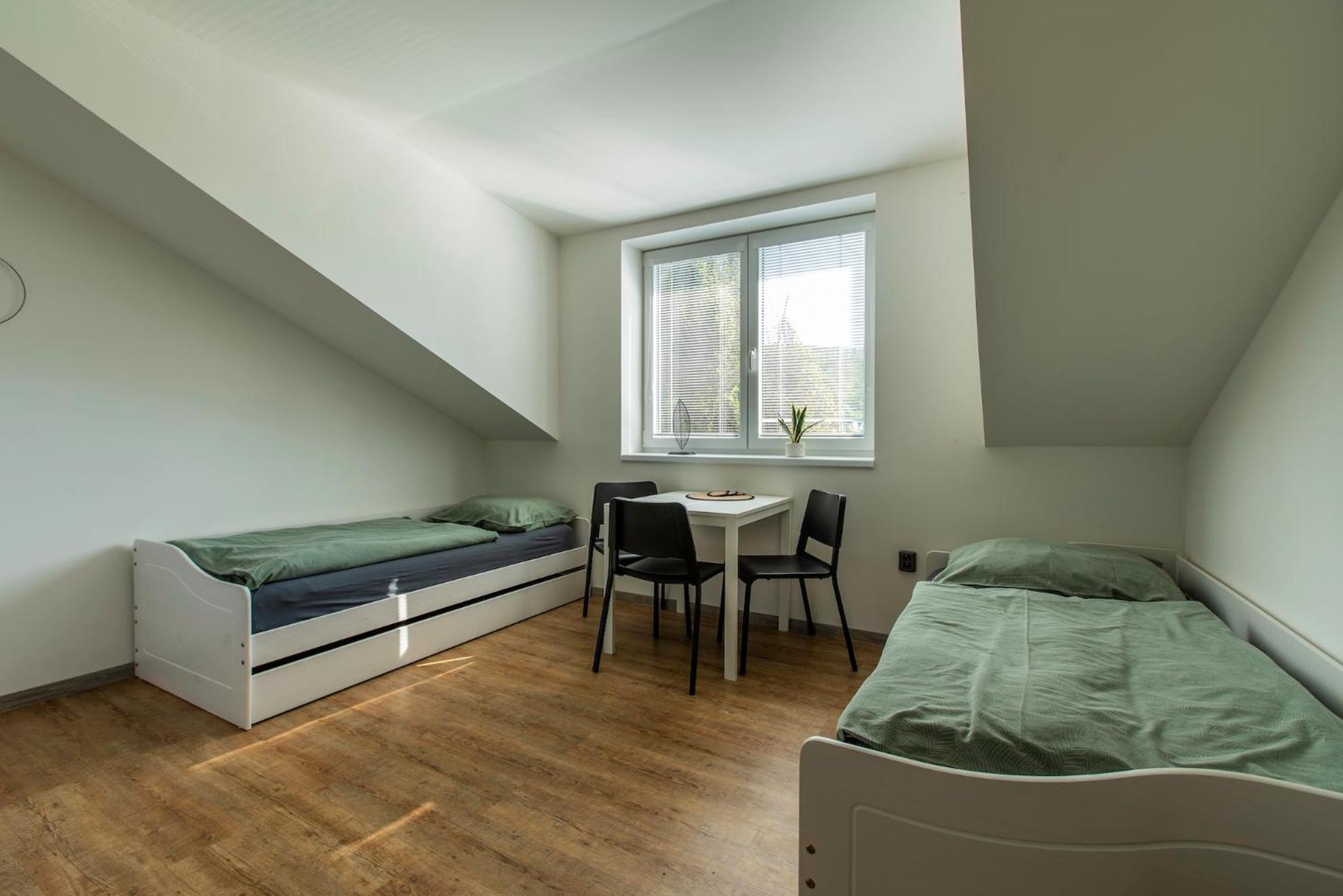 Restaurace Hotel Praha Nizbor Экстерьер фото